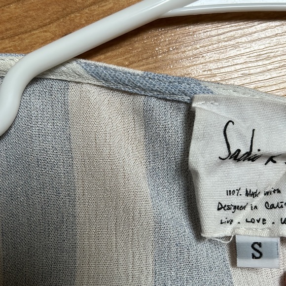 Striped top - Picture 2 of 3